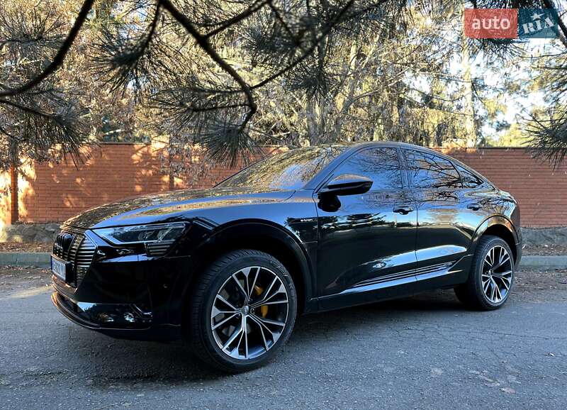 Внедорожник / Кроссовер Audi e-tron Sportback 2022 в Днепре