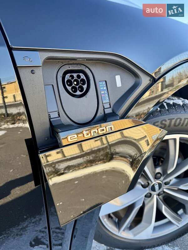 Внедорожник / Кроссовер Audi e-tron Sportback 2021 в Киеве