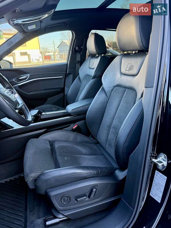 Внедорожник / Кроссовер Audi e-tron Sportback 2021 в Киеве