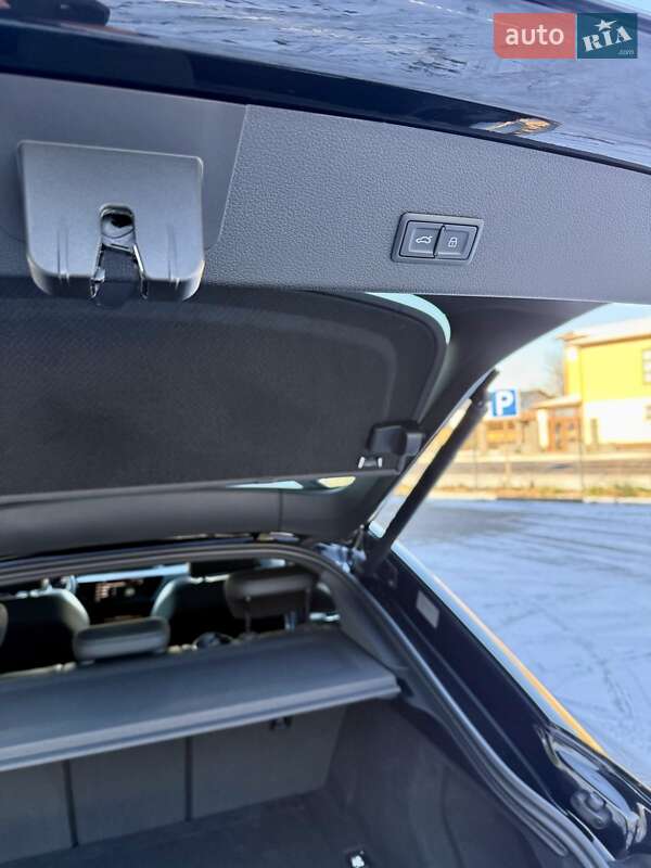 Внедорожник / Кроссовер Audi e-tron Sportback 2021 в Киеве