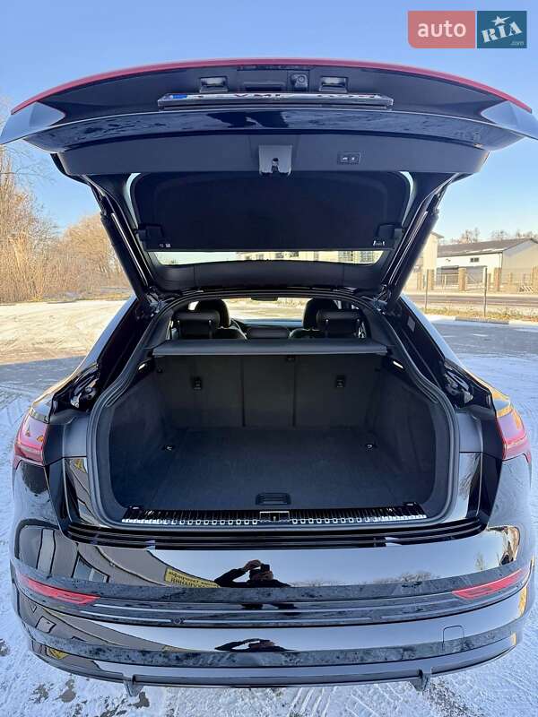 Внедорожник / Кроссовер Audi e-tron Sportback 2021 в Киеве