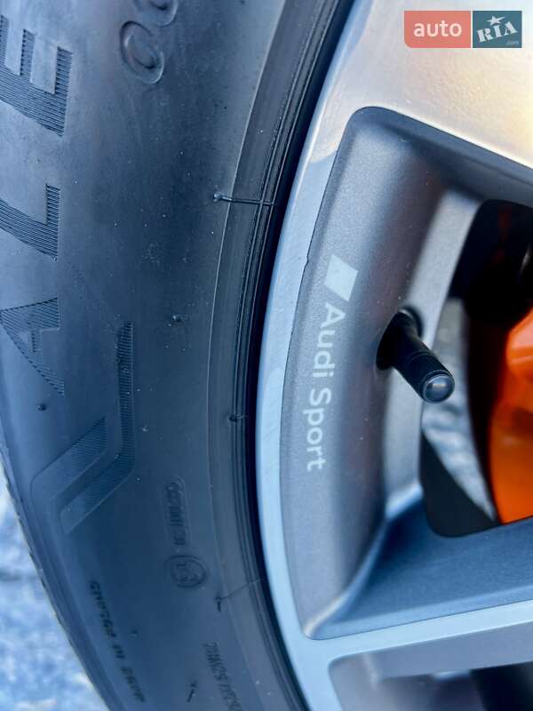 Внедорожник / Кроссовер Audi e-tron Sportback 2021 в Киеве