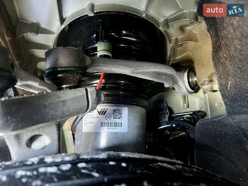 Внедорожник / Кроссовер Audi e-tron Sportback 2021 в Киеве