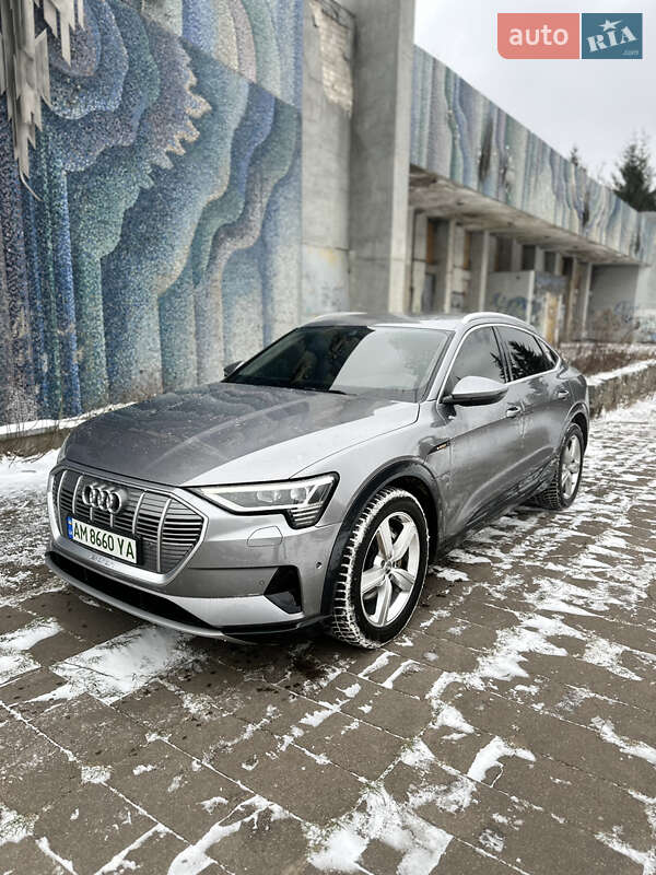 Внедорожник / Кроссовер Audi e-tron Sportback 2020 в Житомире