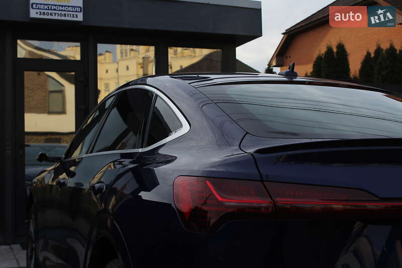 Внедорожник / Кроссовер Audi e-tron Sportback 2020 в Киеве