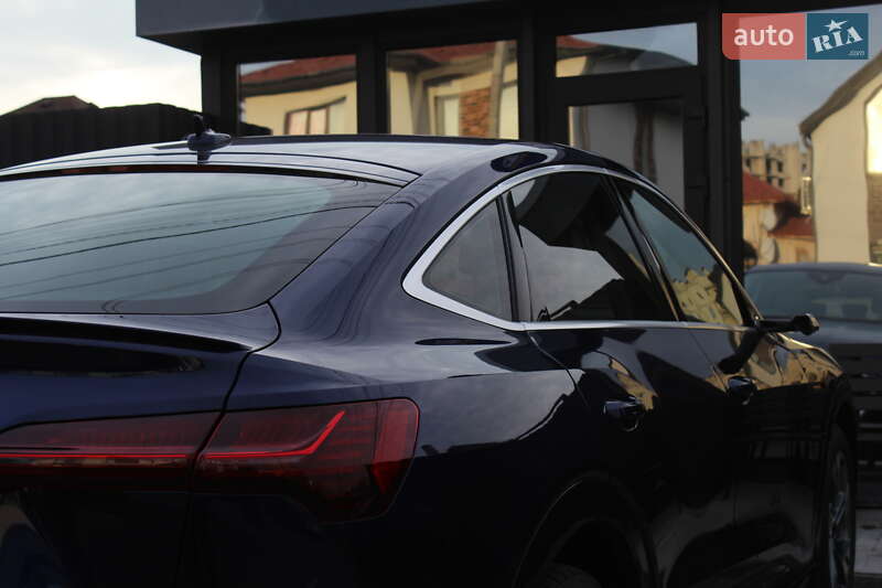 Внедорожник / Кроссовер Audi e-tron Sportback 2020 в Киеве