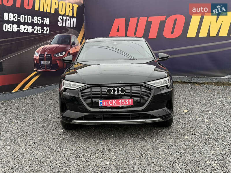 Позашляховик / Кросовер Audi e-tron Sportback 2020 в Стрию