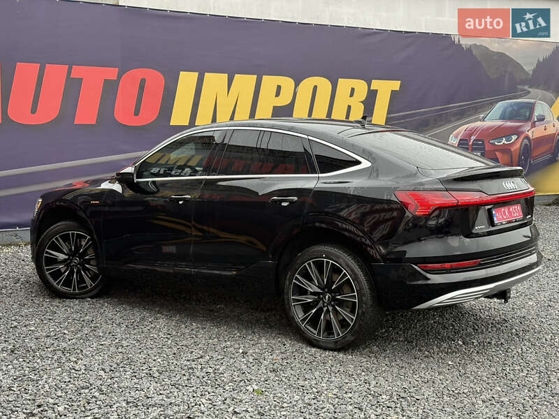 Позашляховик / Кросовер Audi e-tron Sportback 2020 в Стрию