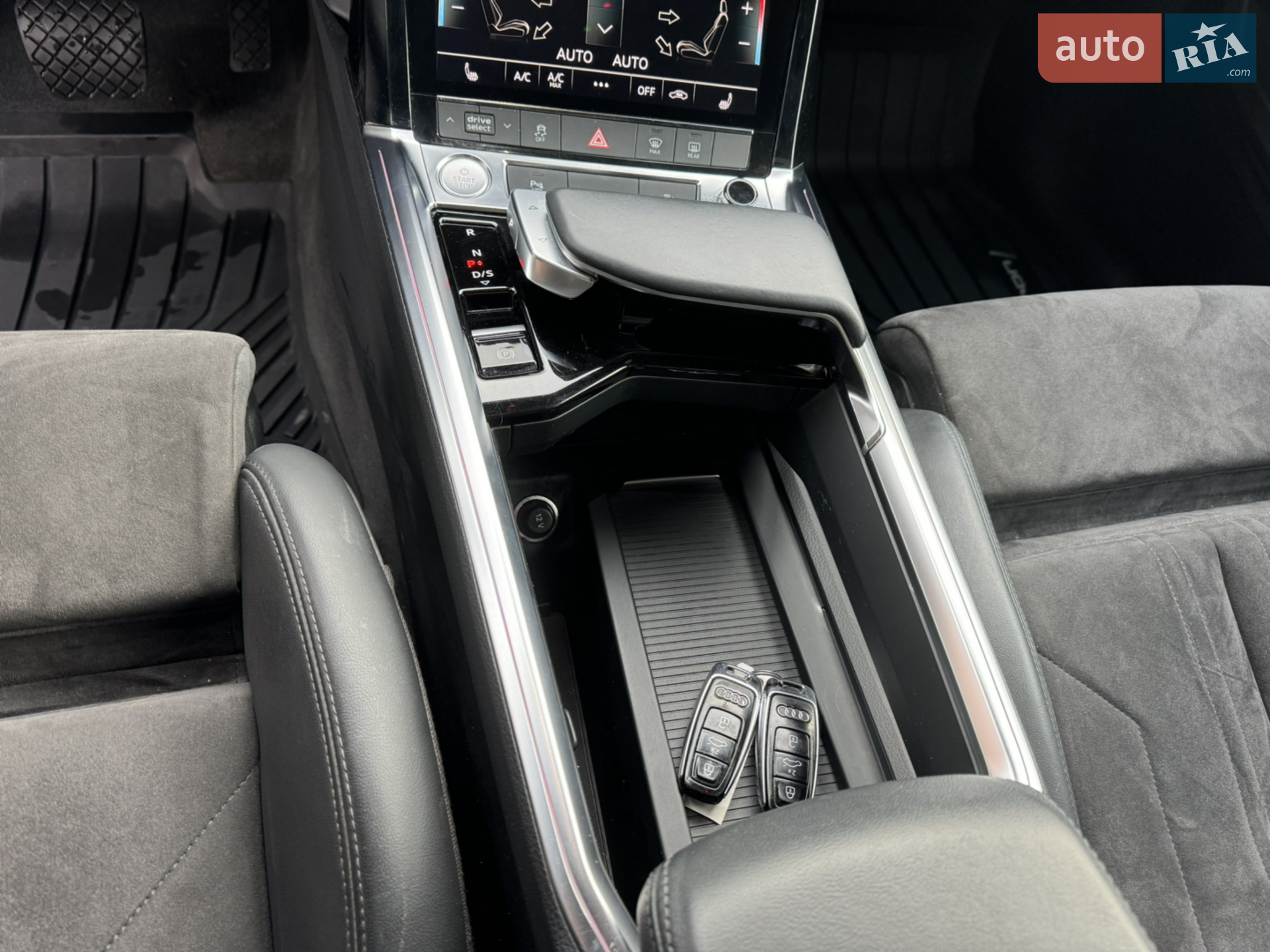 2020 Audi e-tron Sportback - мініатюра 46