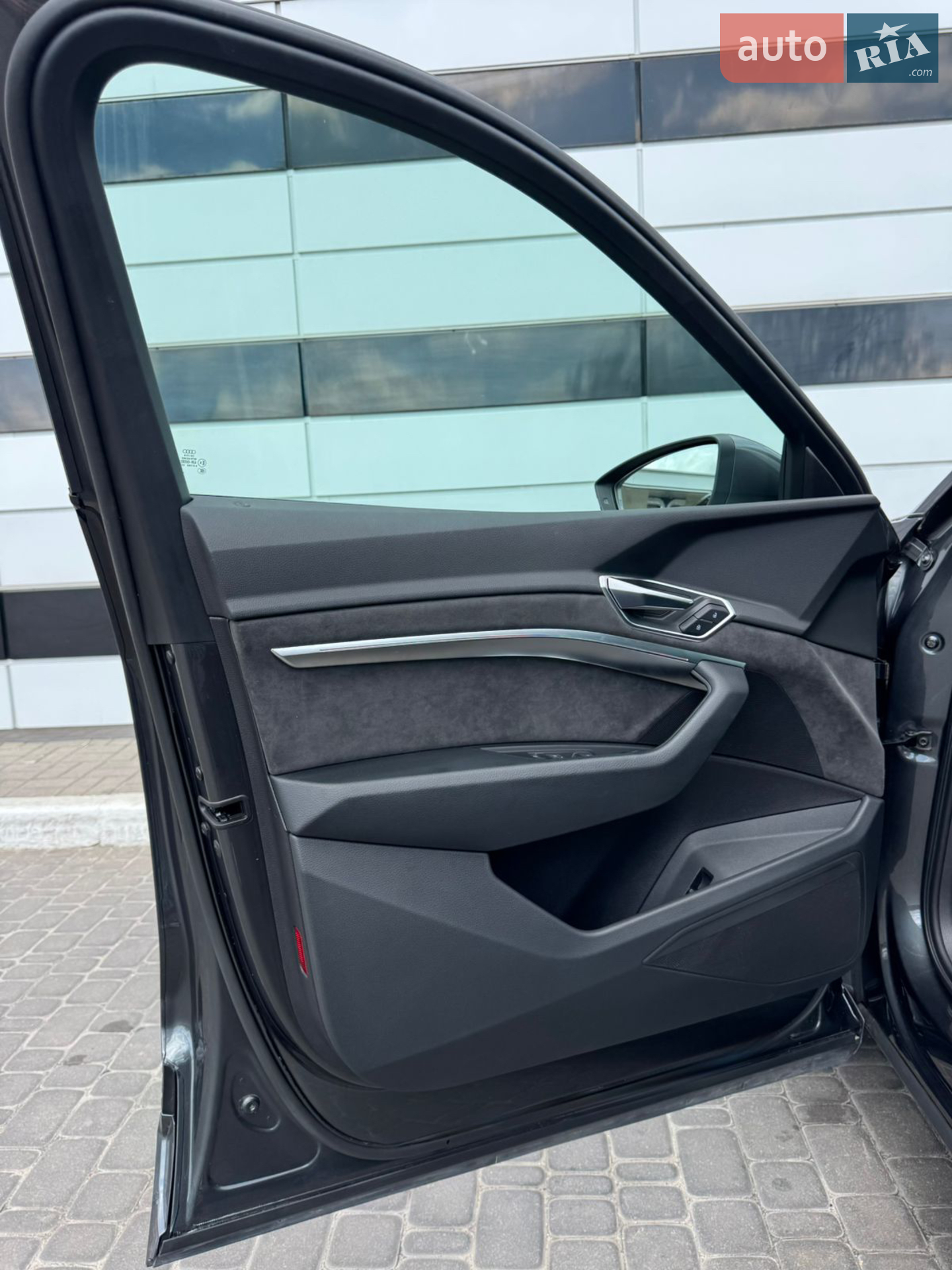 2021 Audi e-tron Sportback - мініатюра 48