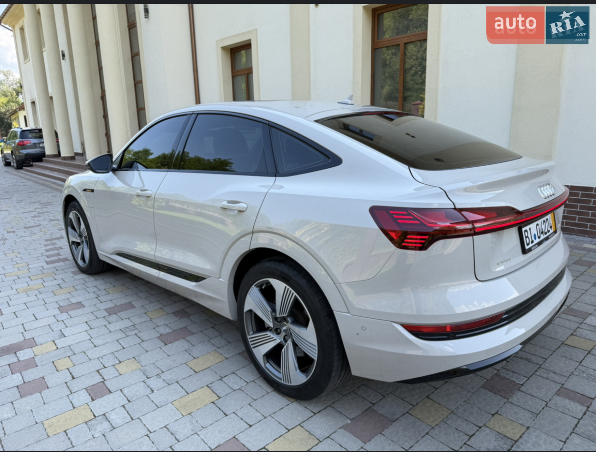 2020 Audi e-tron Sportback - мініатюра 8