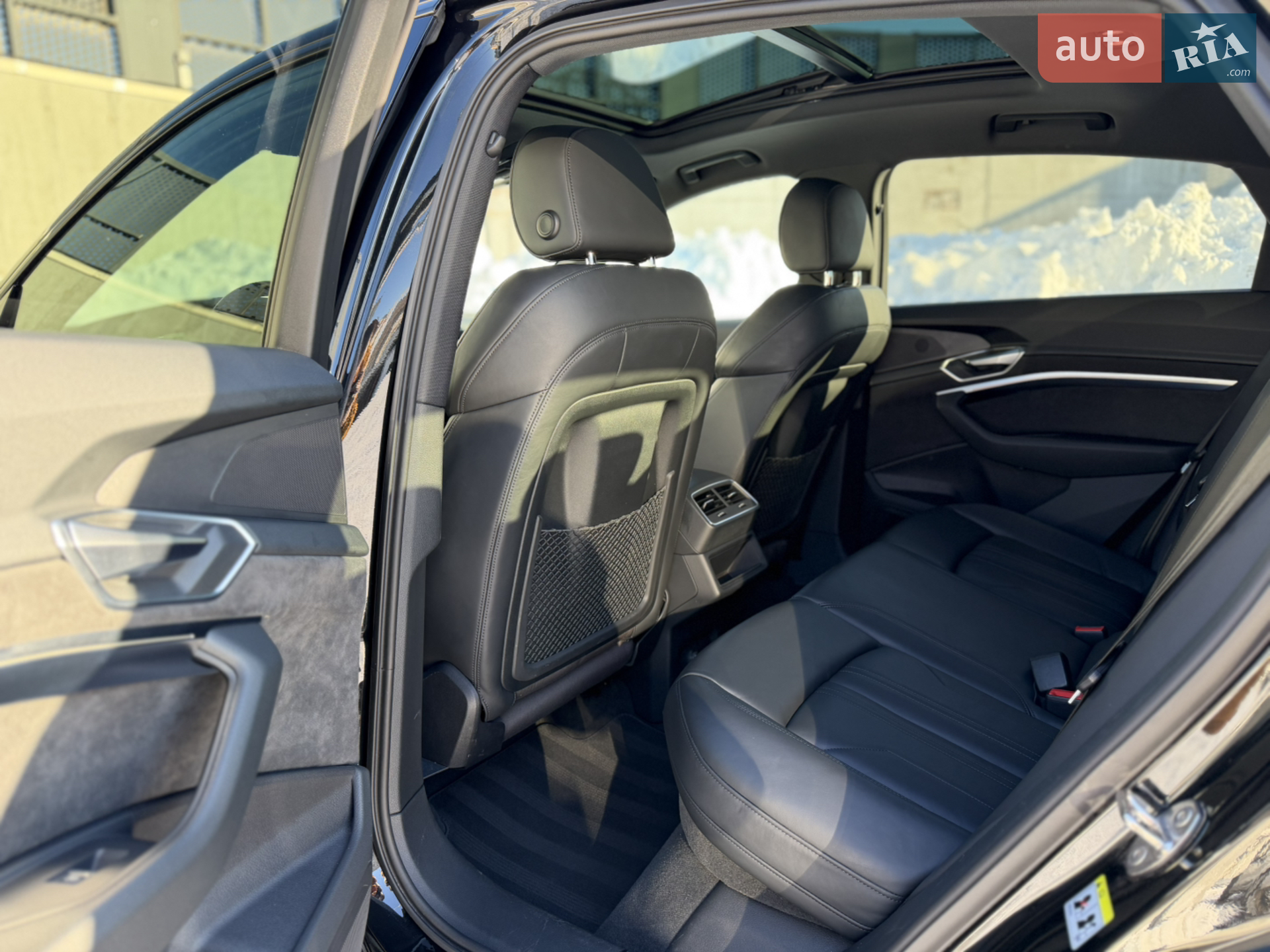 2021 Audi e-tron Sportback - мініатюра 61