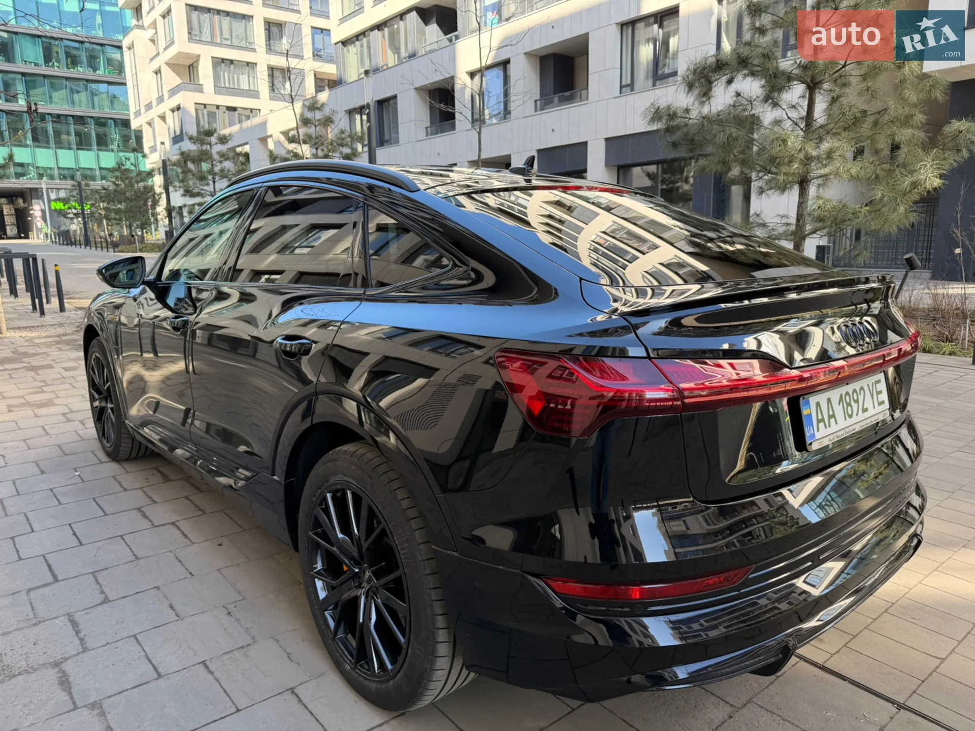 2022 Audi e-tron Sportback - мініатюра 5