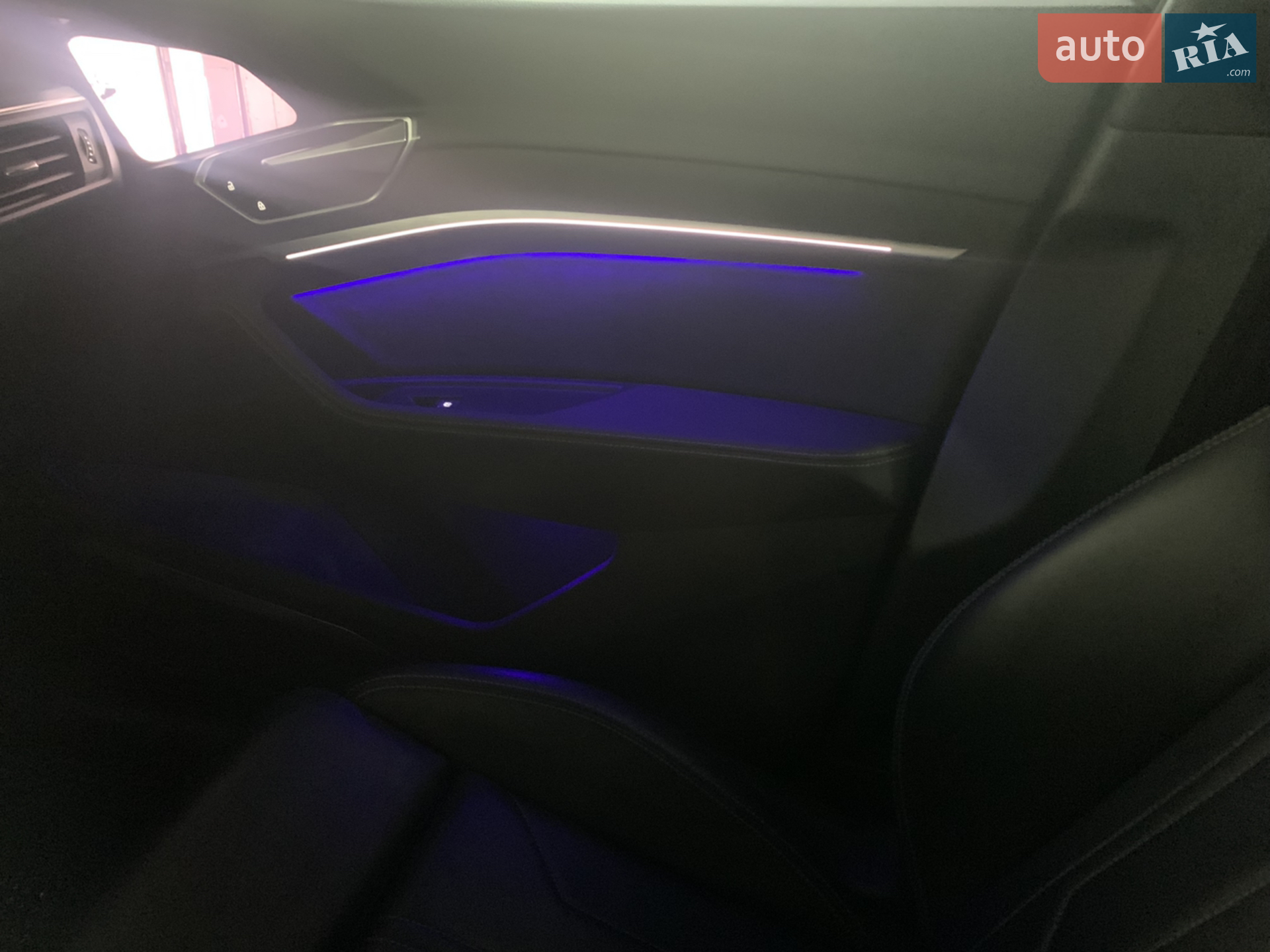 2020 Audi e-tron Sportback - мініатюра 22