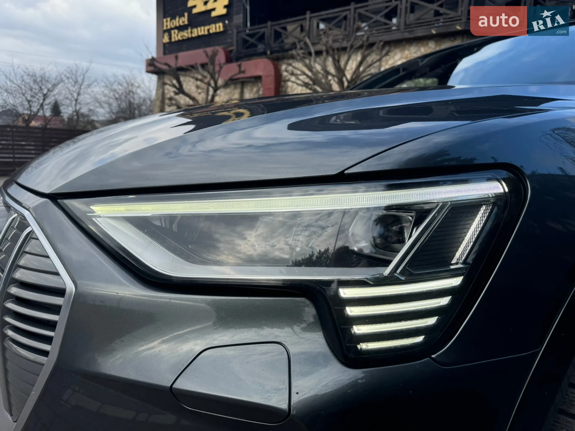 2020 Audi e-tron Sportback - мініатюра 13
