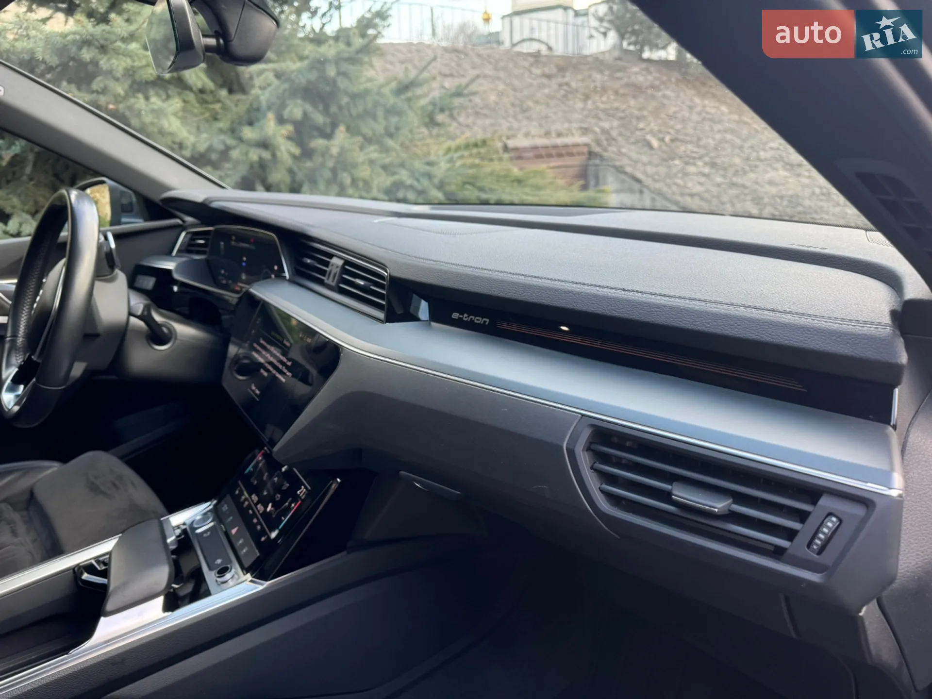 2020 Audi e-tron Sportback - мініатюра 53