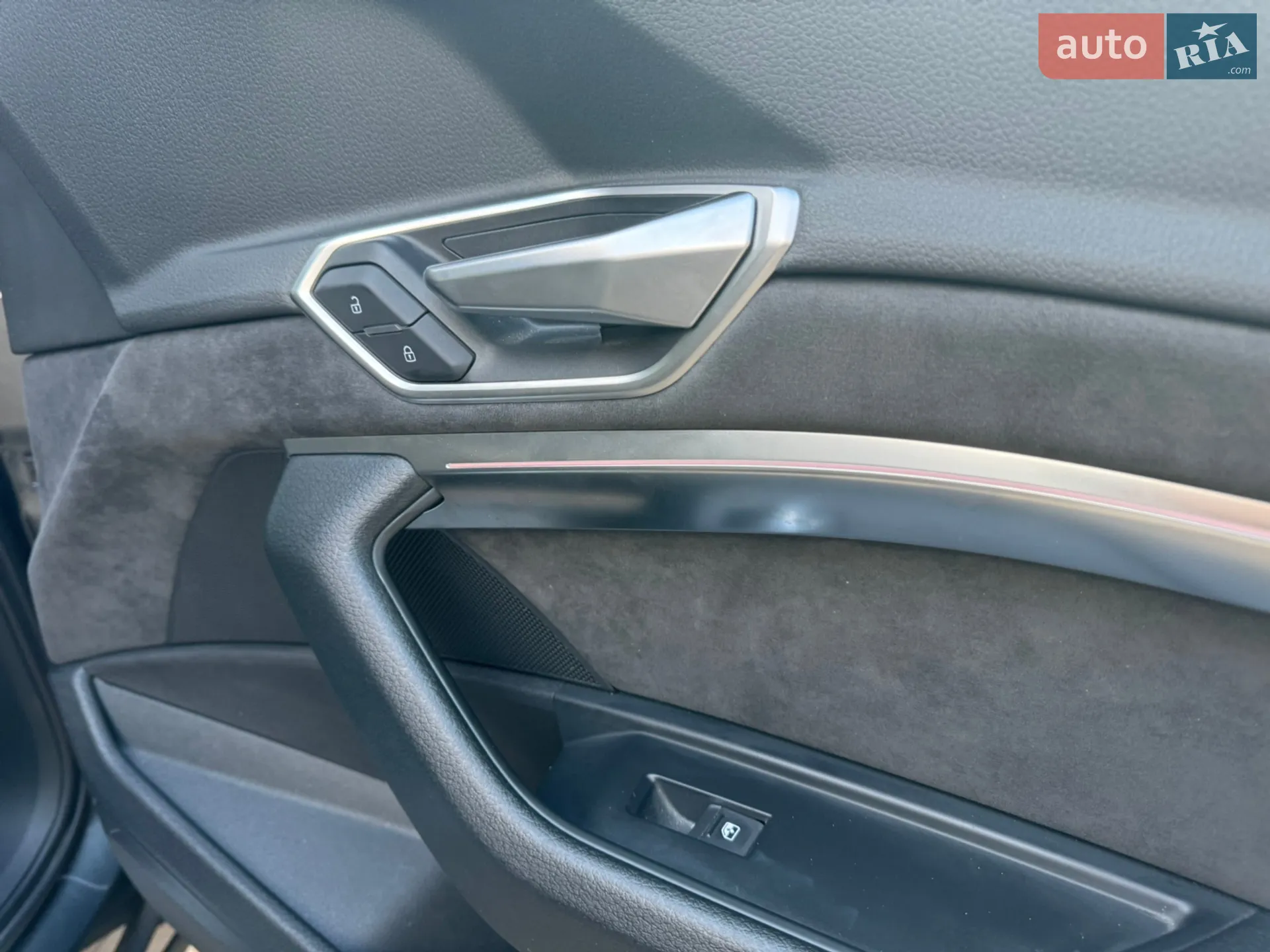 2020 Audi e-tron Sportback - мініатюра 55