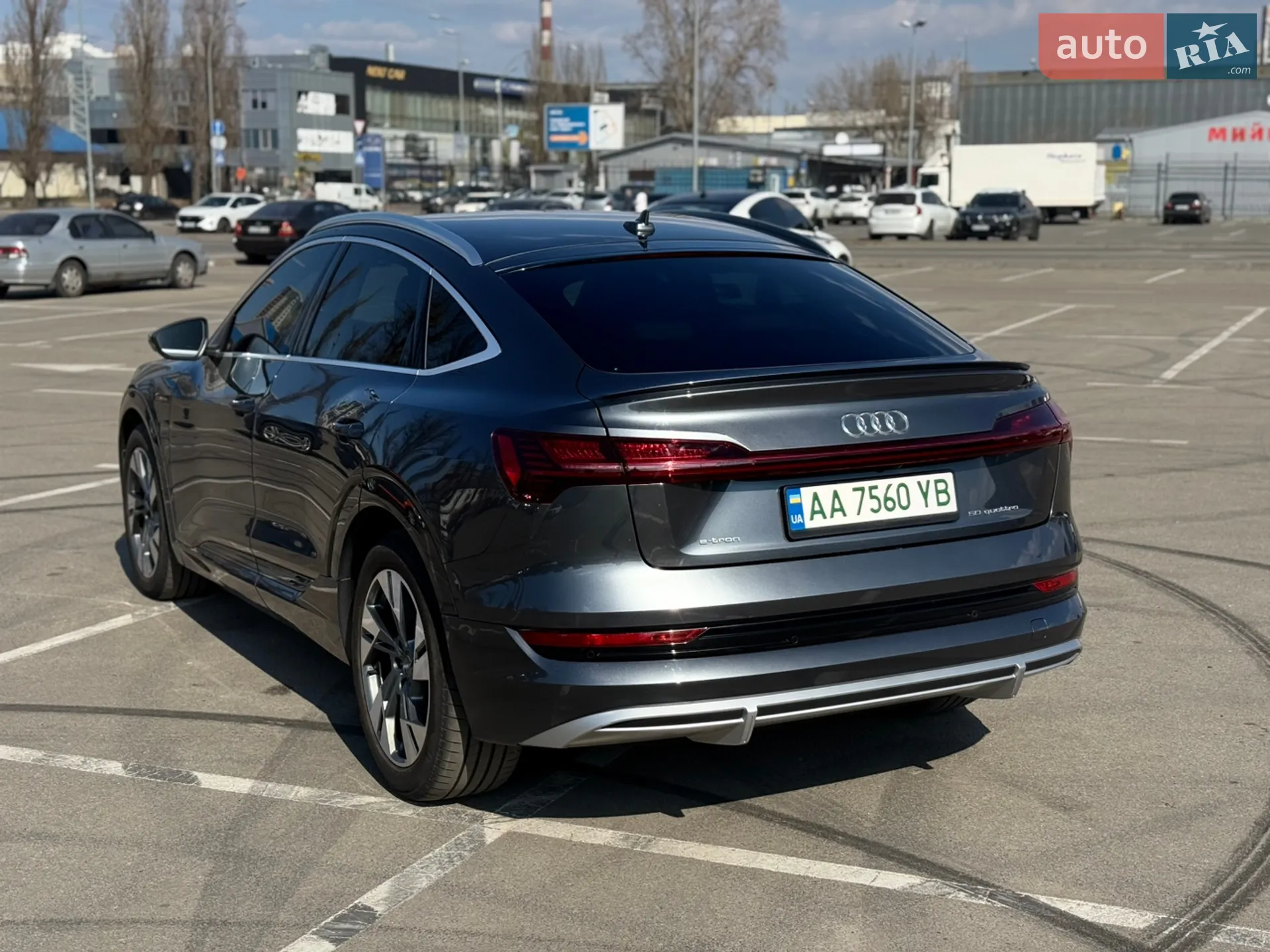2020 Audi e-tron Sportback - мініатюра 12