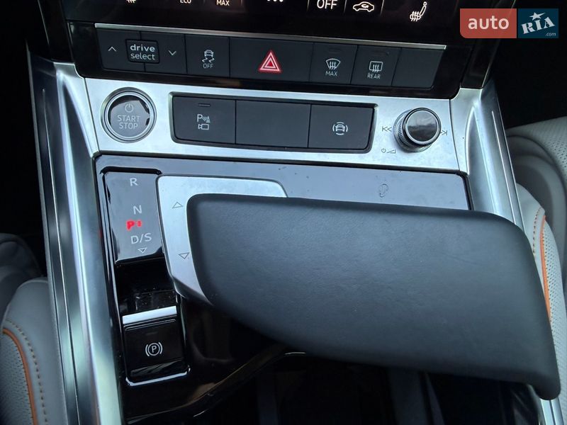 Внедорожник / Кроссовер Audi e-tron Sportback 2020 в Киеве