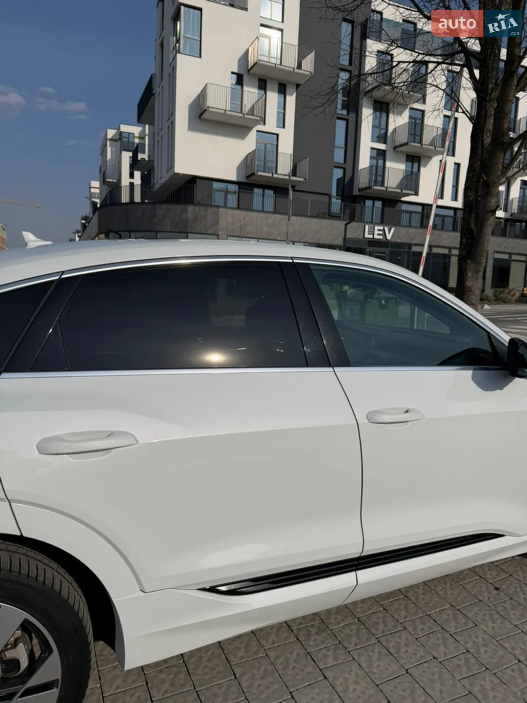 2022 Audi e-tron Sportback - мініатюра 31