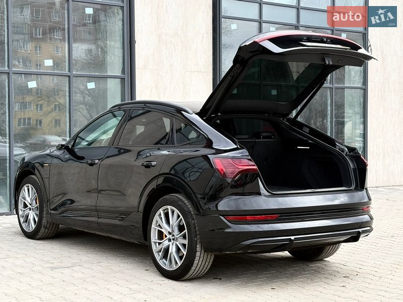 Внедорожник / Кроссовер Audi e-tron Sportback 2020 в Тернополе