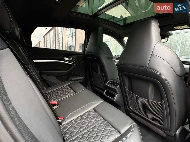 Внедорожник / Кроссовер Audi e-tron Sportback 2020 в Тернополе