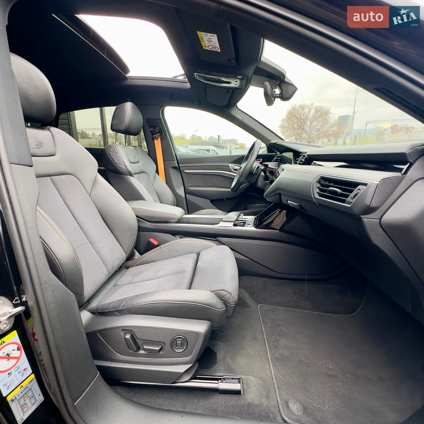 2022 Audi e-tron Sportback - мініатюра 54