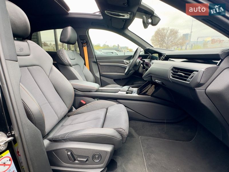 Внедорожник / Кроссовер Audi e-tron Sportback 2022 в Киеве
