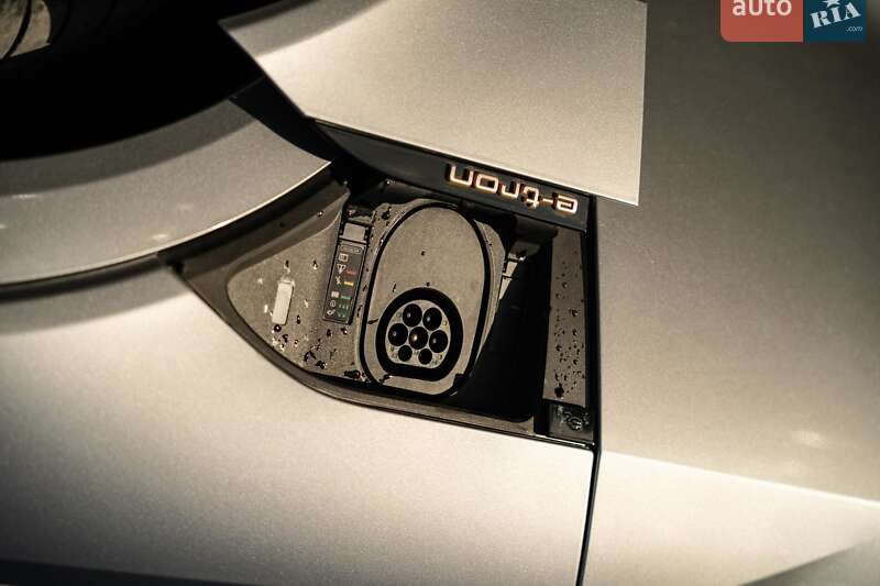 Внедорожник / Кроссовер Audi e-tron Sportback 2020 в Черновцах