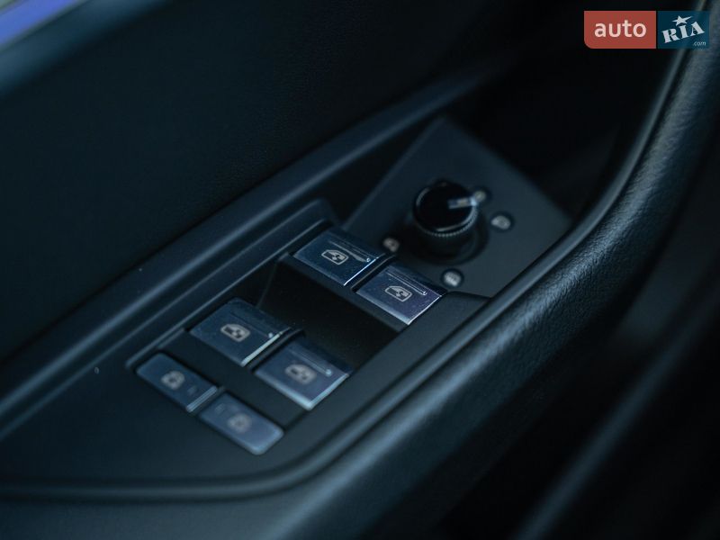 Внедорожник / Кроссовер Audi e-tron Sportback 2020 в Черновцах