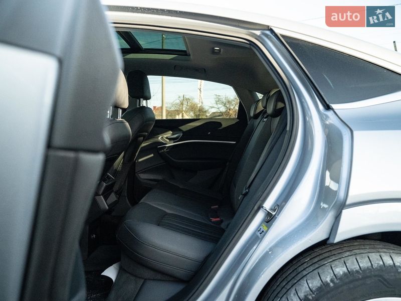 Внедорожник / Кроссовер Audi e-tron Sportback 2020 в Черновцах