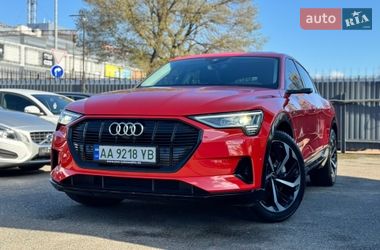 Позашляховик / Кросовер Audi e-tron Sportback 2020 в Києві
