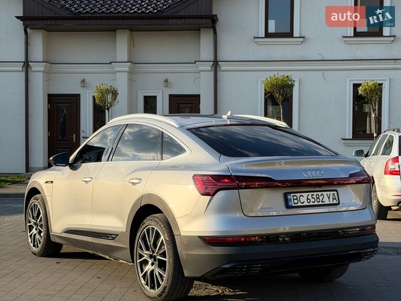 Внедорожник / Кроссовер Audi e-tron Sportback 2020 в Львове