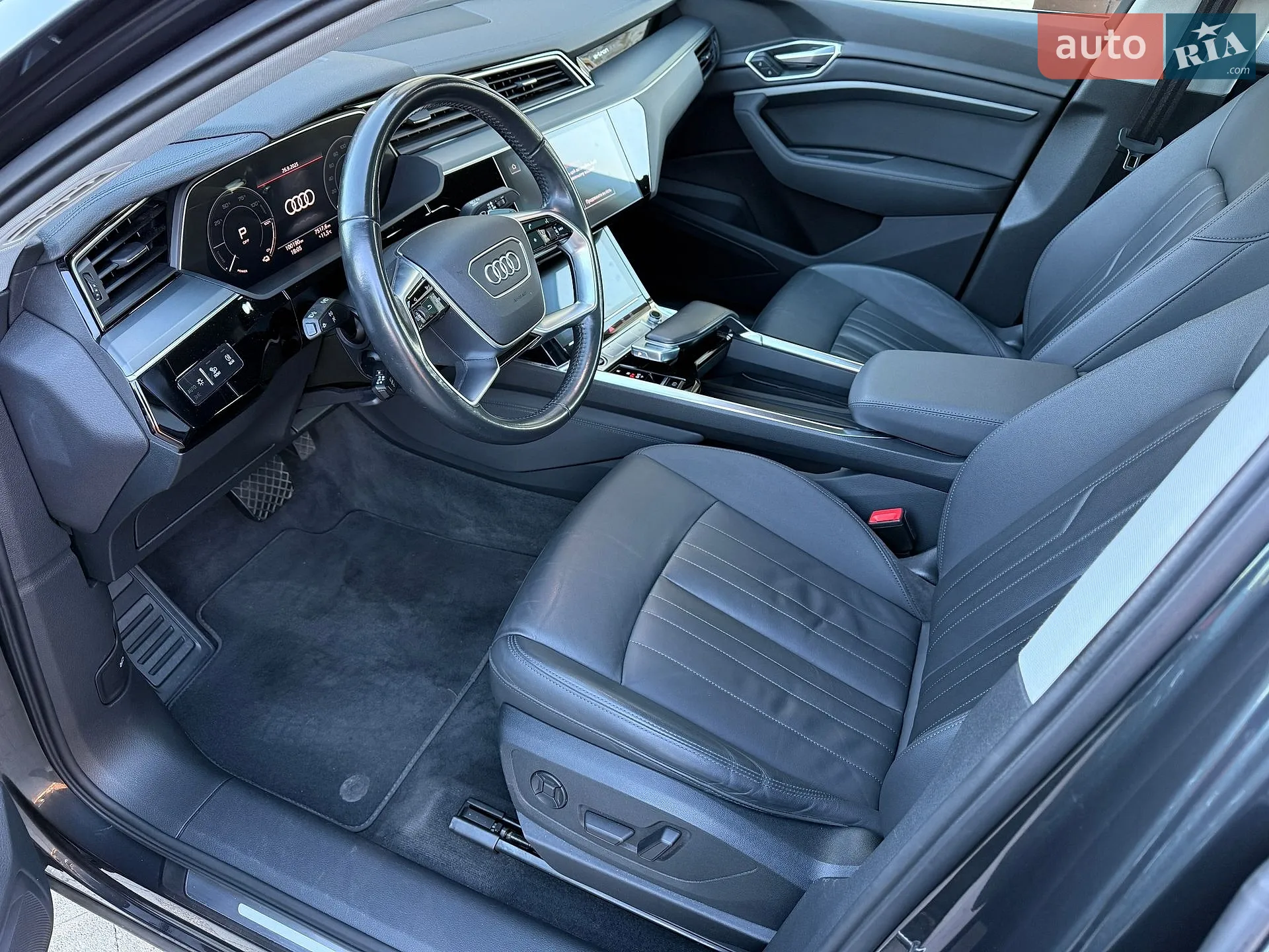 2020 Audi e-tron Sportback - мініатюра 5