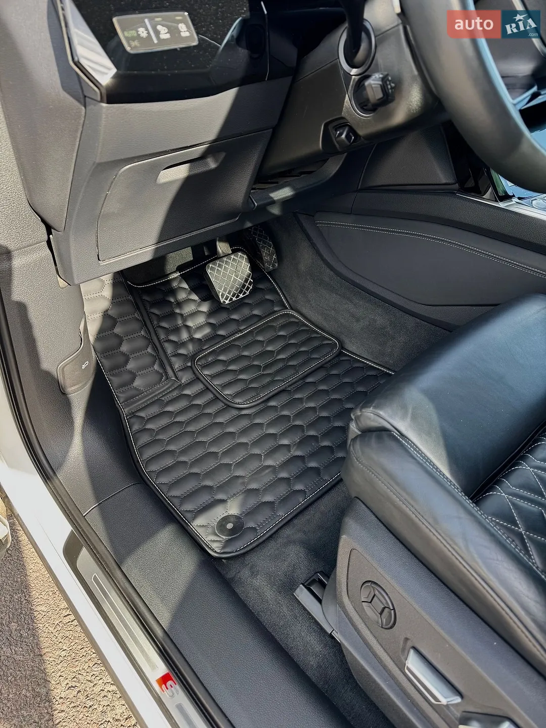 2020 Audi e-tron Sportback - мініатюра 44