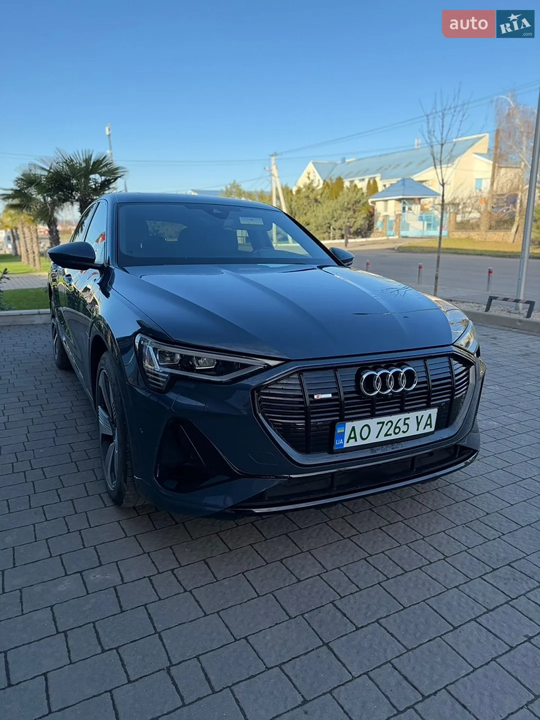 2022 Audi e-tron Sportback - мініатюра 2
