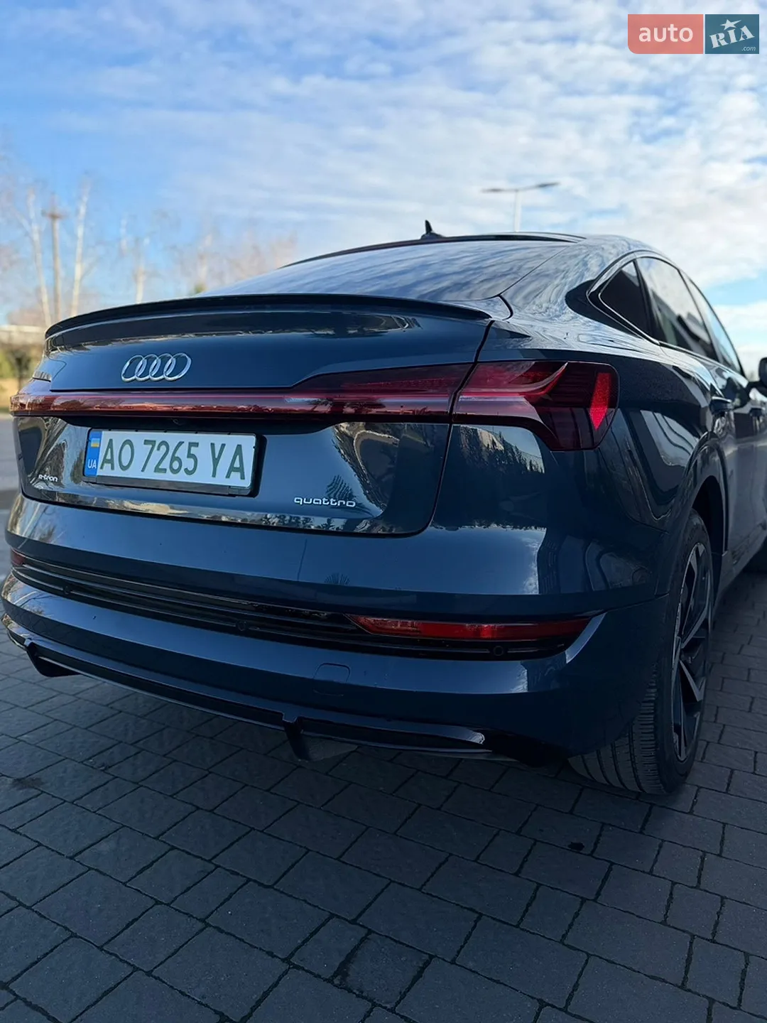 2022 Audi e-tron Sportback - мініатюра 11