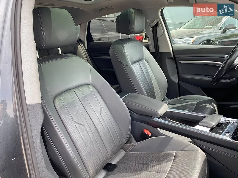 Audi e-tron Sportback 2021 VIN WA12AAGE2MB012331 фото оголошення 26 з 59