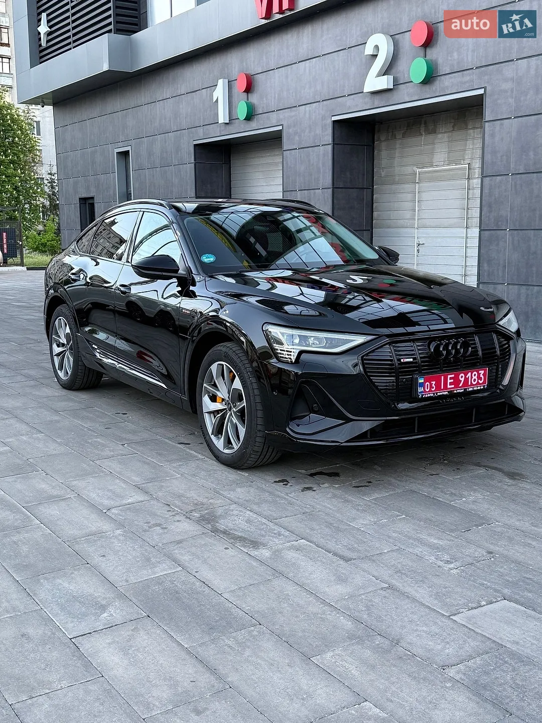 2022 Audi e-tron Sportback - мініатюра 14