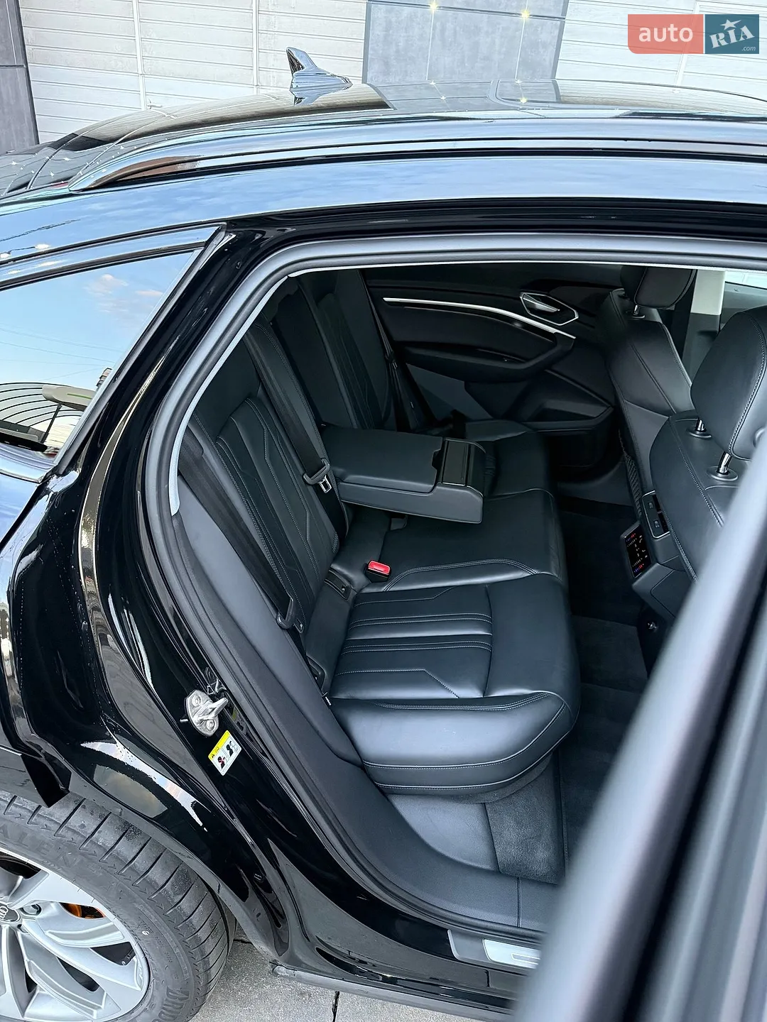 2022 Audi e-tron Sportback - мініатюра 50