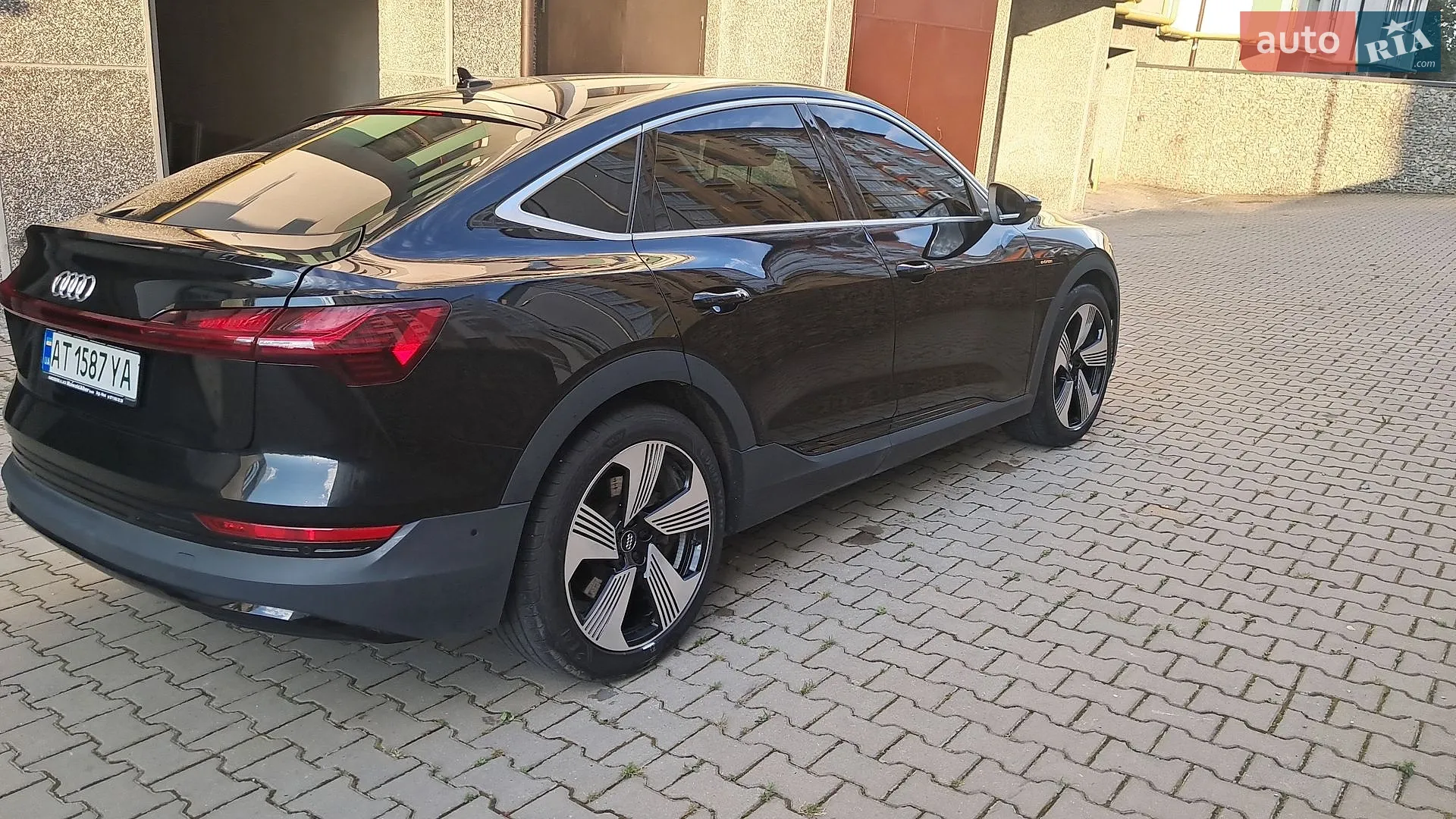 2020 Audi e-tron Sportback - мініатюра 6