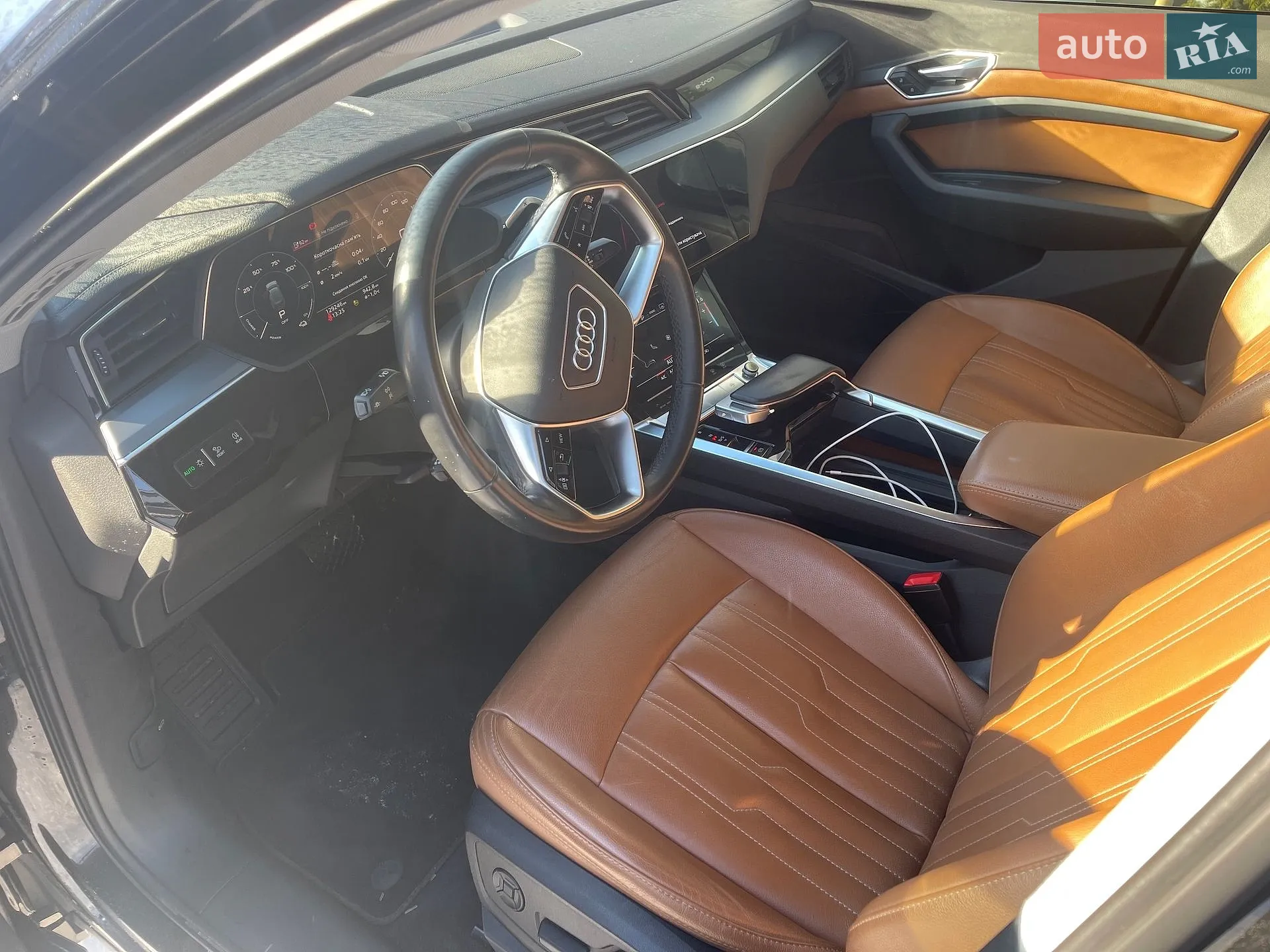 2020 Audi e-tron Sportback - мініатюра 14