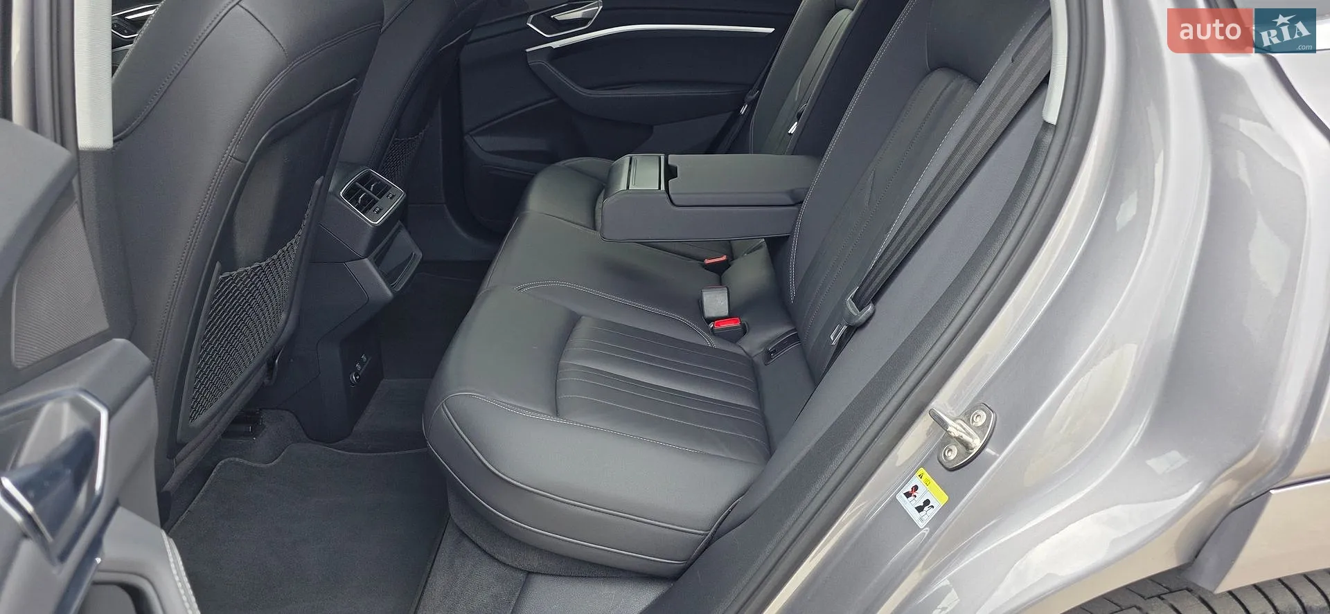 2020 Audi e-tron Sportback - мініатюра 46