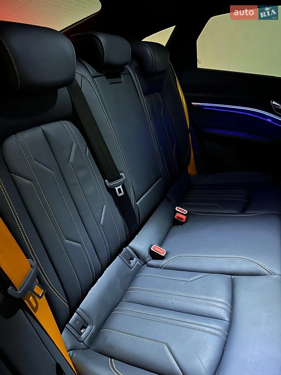 Audi e-tron Sportback 2022 VIN WAUZZZGE2NB022027 фото оголошення 8 з 9
