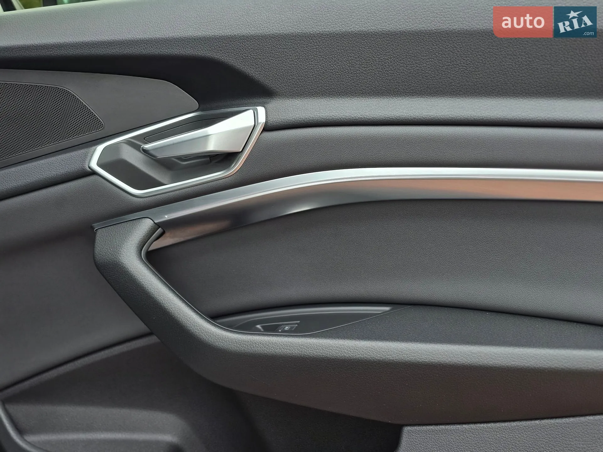 2020 Audi e-tron Sportback - мініатюра 29