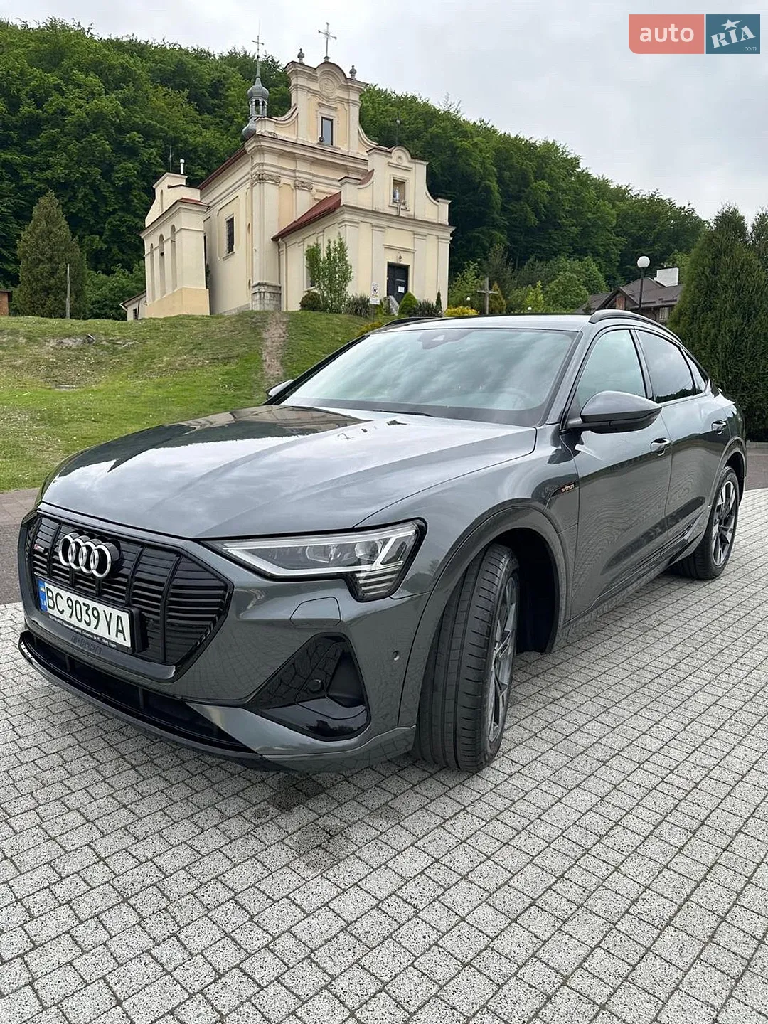 2021 Audi e-tron Sportback - мініатюра 2