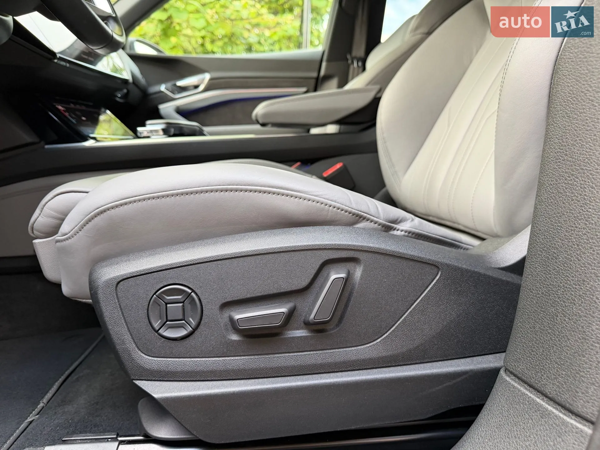 2021 Audi e-tron Sportback - мініатюра 25