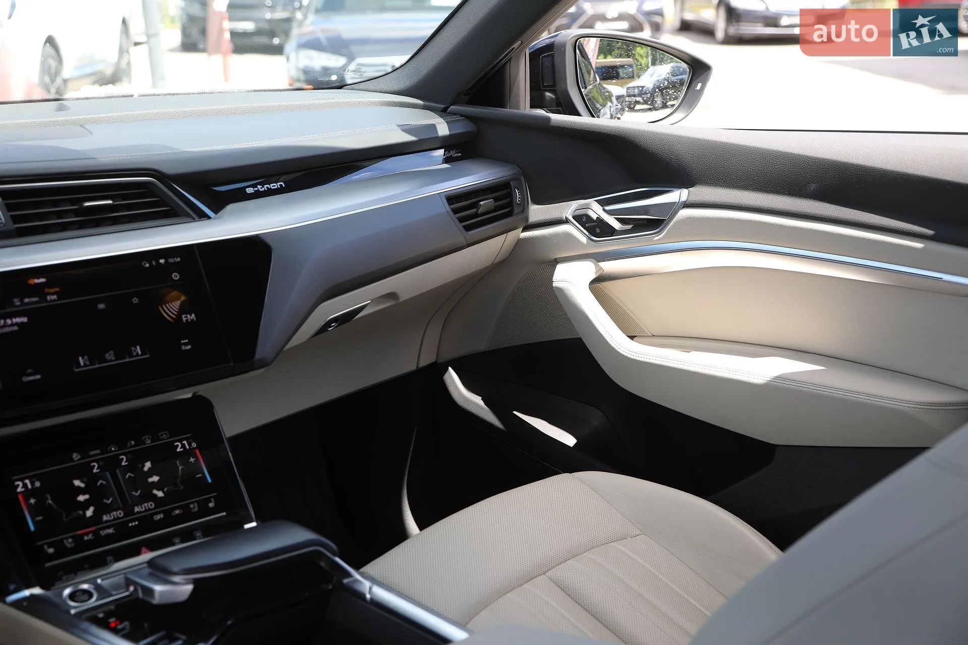 2022 Audi e-tron Sportback - мініатюра 20