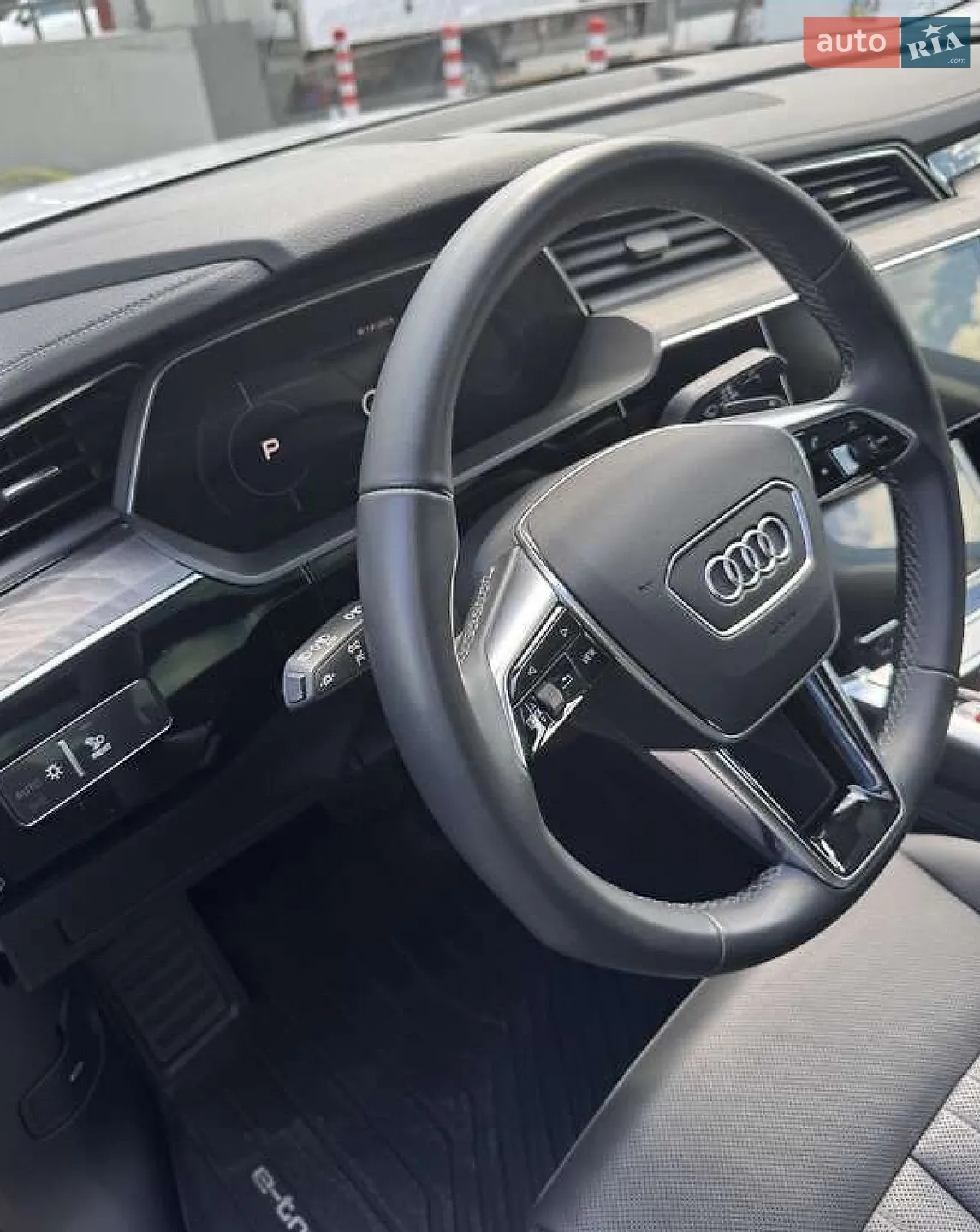 2022 Audi e-tron Sportback - мініатюра 10