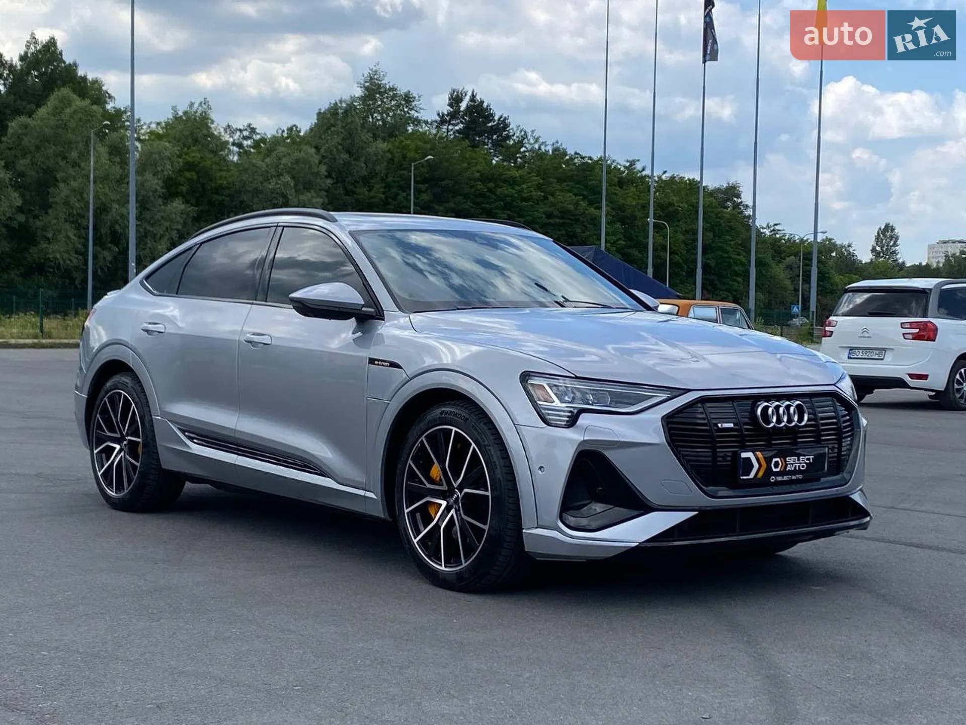 2020 Audi e-tron Sportback - мініатюра 9